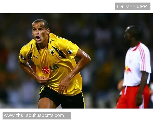 足球影帝的传奇人生与绿茵场上的璀璨荣耀之路